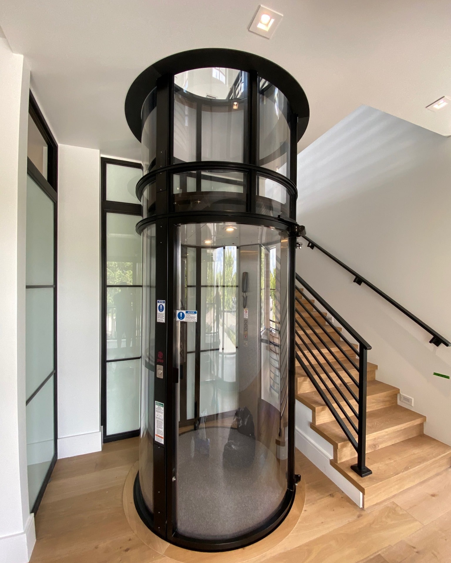Smart Circular Lift